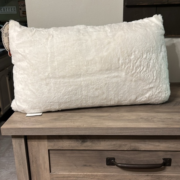 ENVOGUE CREEPY BEAR CRITTERS FAUX FUR HALLOWEEN THROW PILLOW NWT EMBROIDERY - Picture 8 of 15